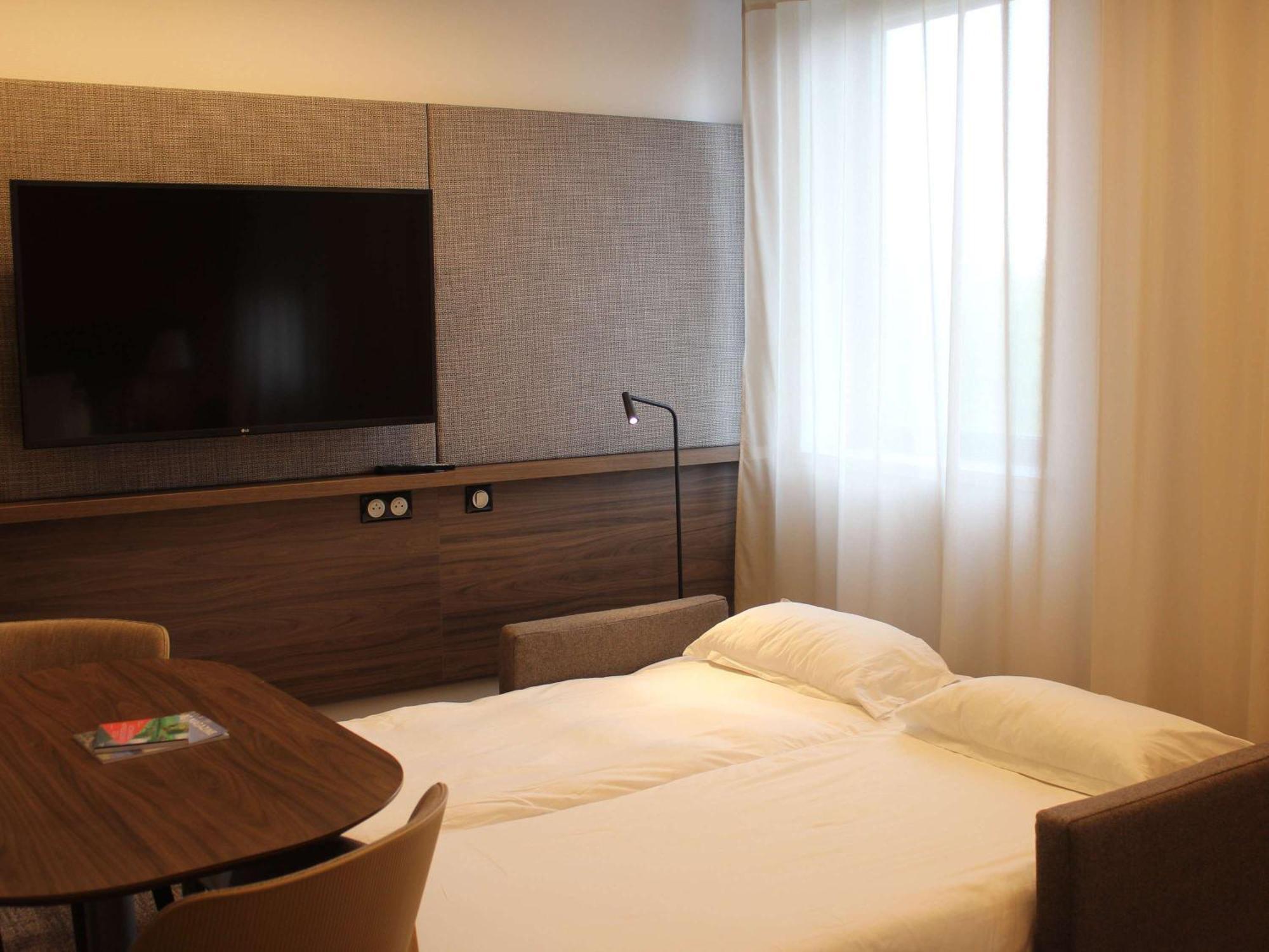 Novotel Suites Rouen Normandie Экстерьер фото