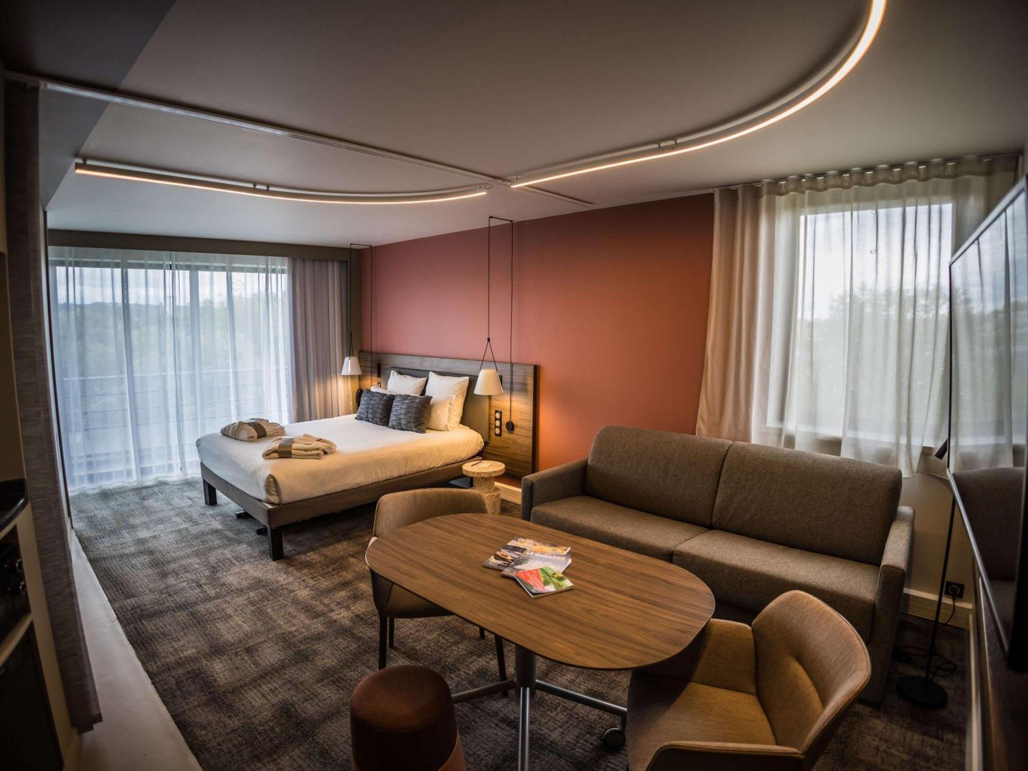 Novotel Suites Rouen Normandie Экстерьер фото