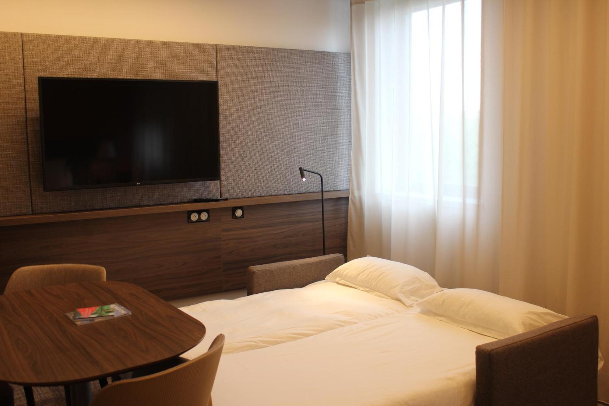 Novotel Suites Rouen Normandie Экстерьер фото